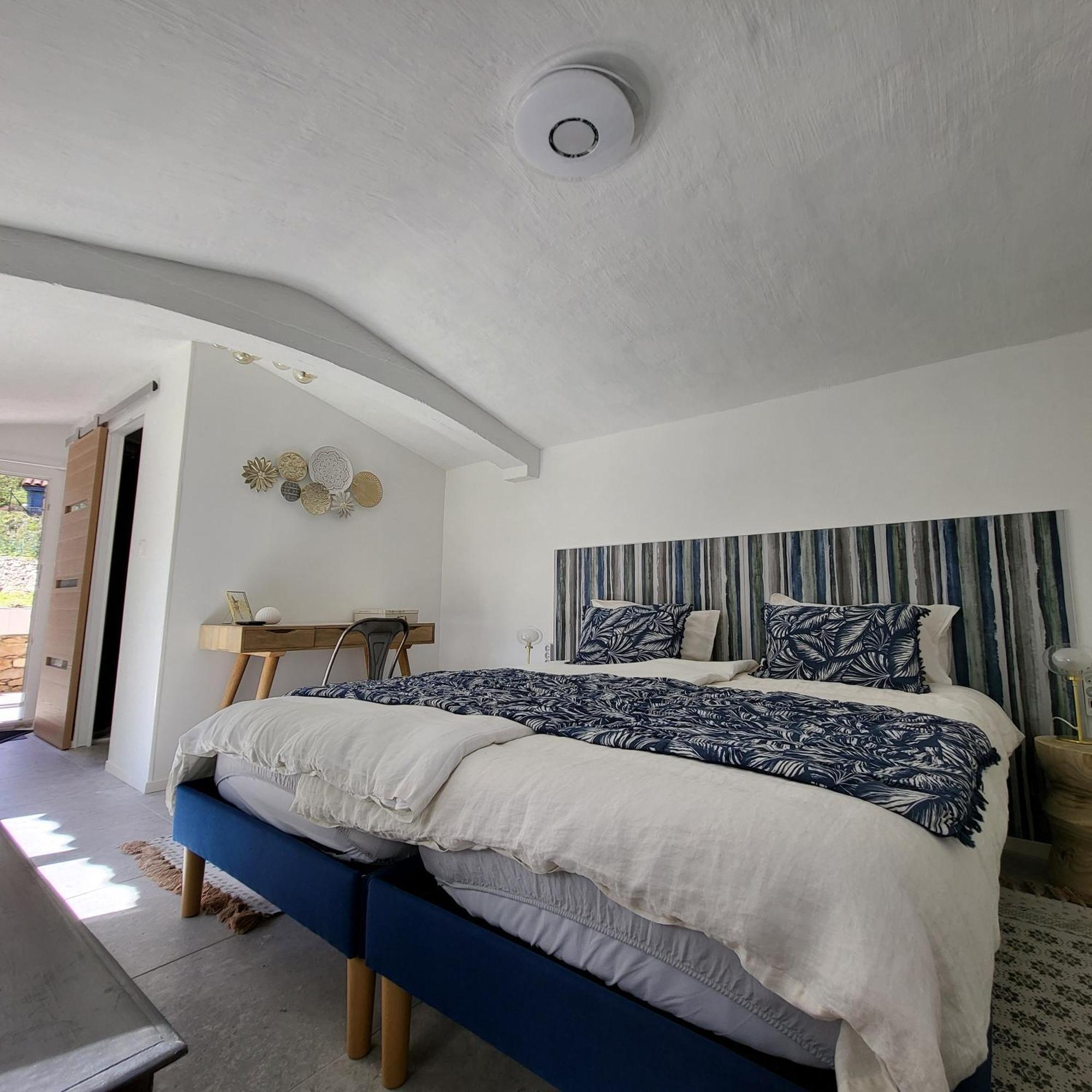 Les Pierres De Cezaire Hotel Saint-Cézaire-sur-Siagne Kültér fotó